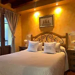 Hostal Segovia